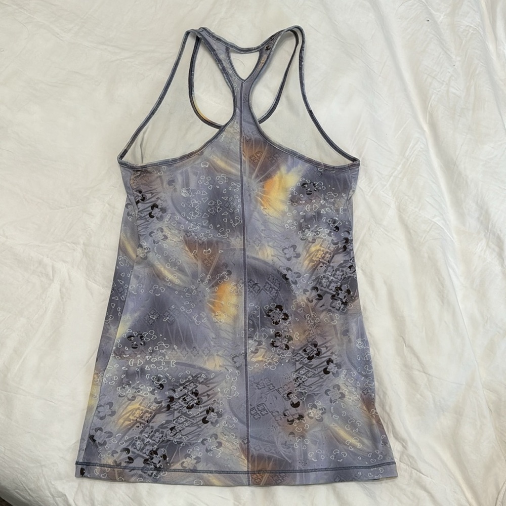 Workout Top - Picture 2 of 2